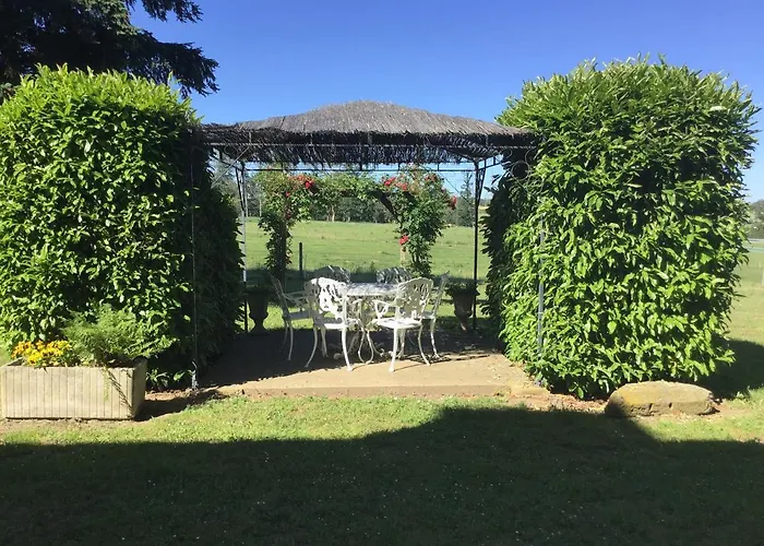 Chateau De Longeville
